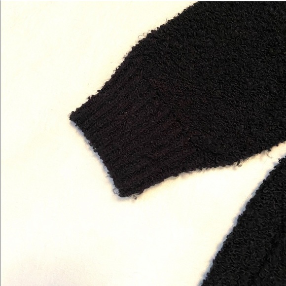 SOLD | Vintage | Long Oversized Bouche Knit Cardigan - Picture 5 of 16